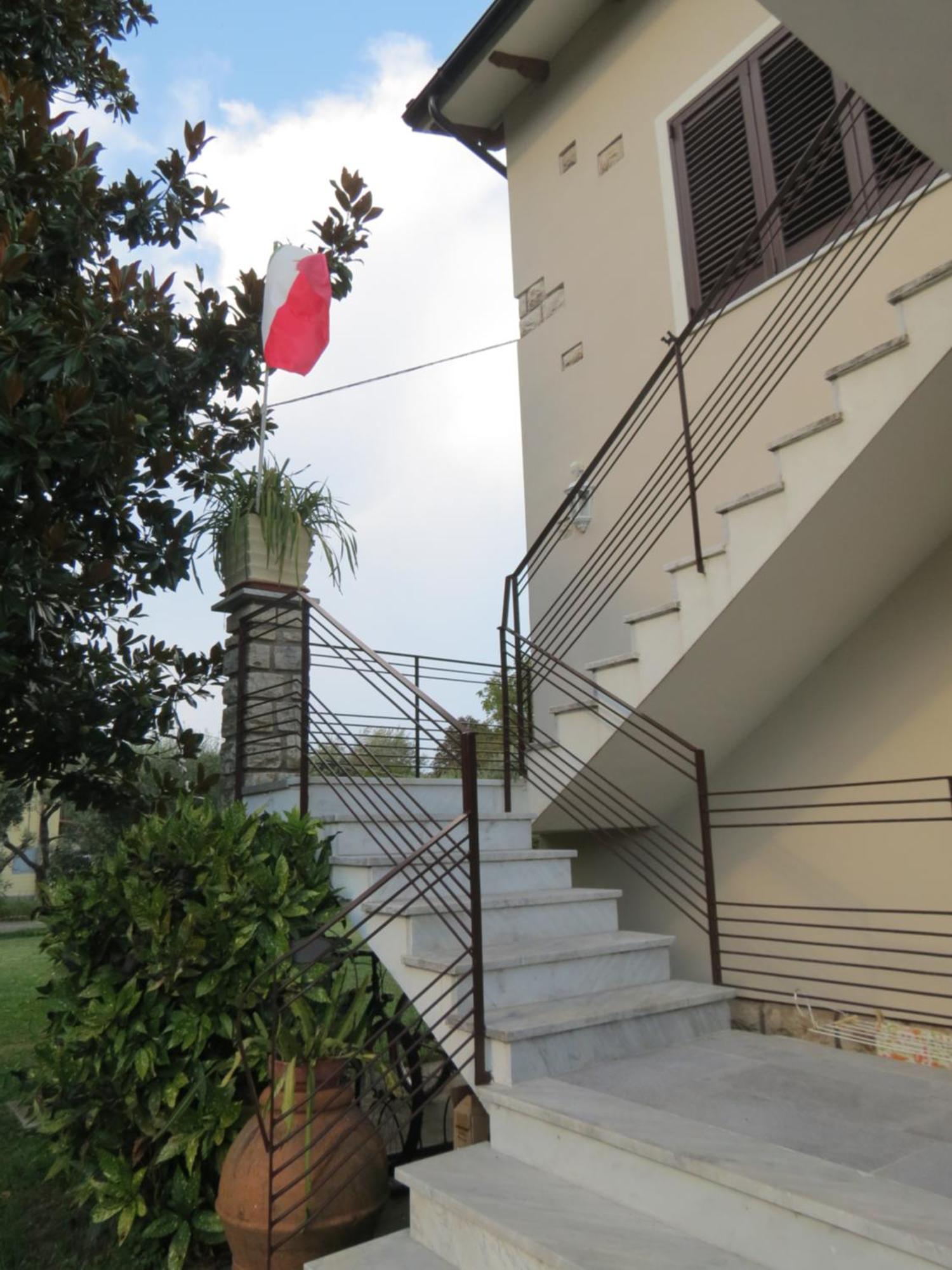 Casa Vacanze “Bouganville” Loc Avane Pisa Vecchiano Εξωτερικό φωτογραφία